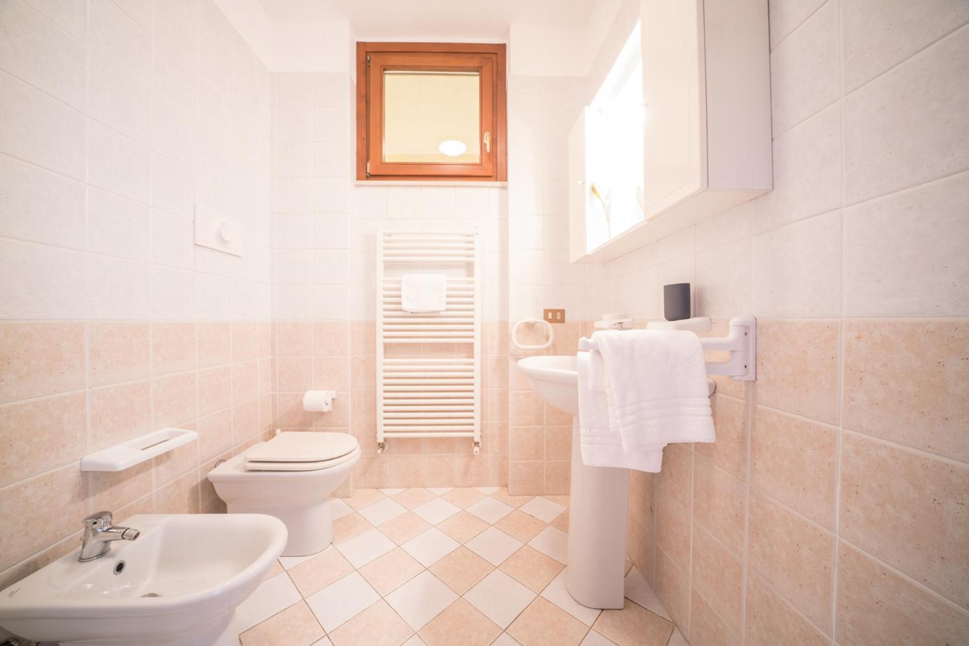 Gardappartamenti - Cascinale With Terrace Desenzano del Garda Zewnętrze zdjęcie